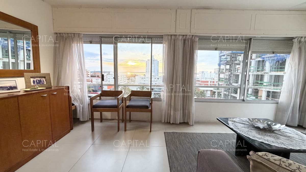Departamento en venta de 2 dormitorios en Península Punta del Este