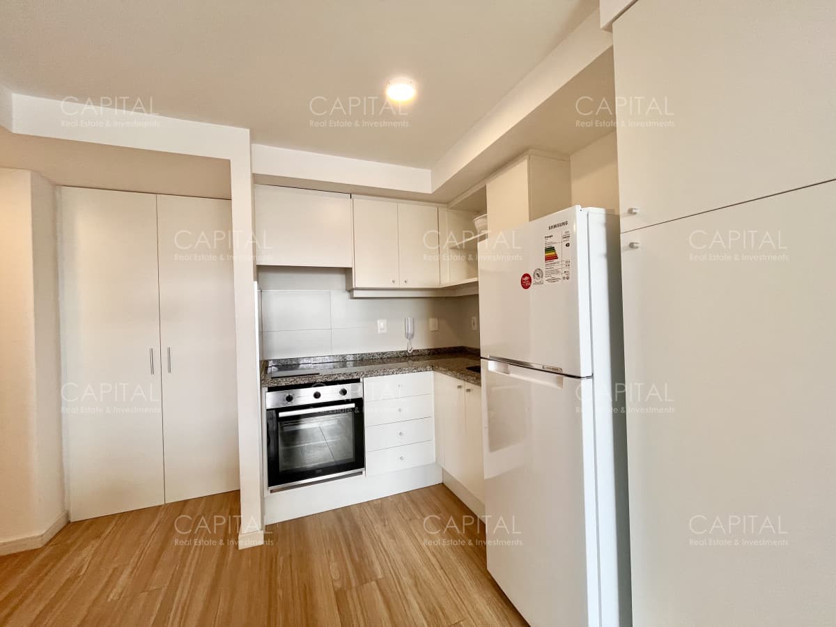 Apartamento de 2 Dormitorios en venta  con Vista al Mar