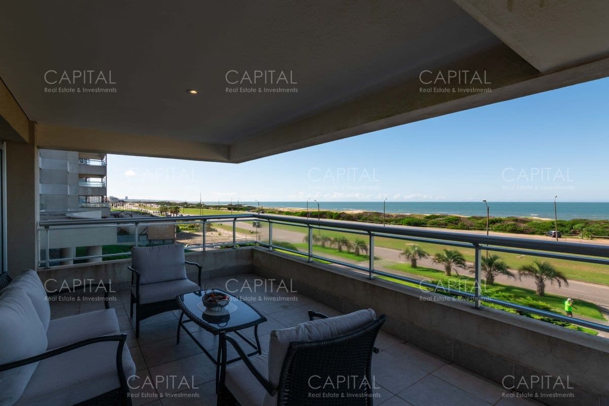 Espectacular Apartamento en Venta primera línea Playa Brava