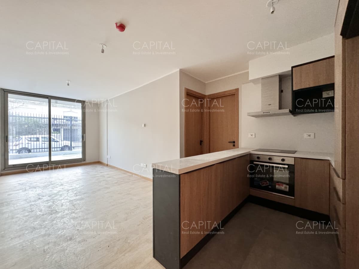 Apartamento en venta  de un dormitorio con patio a estrenar zona Parque Rodo