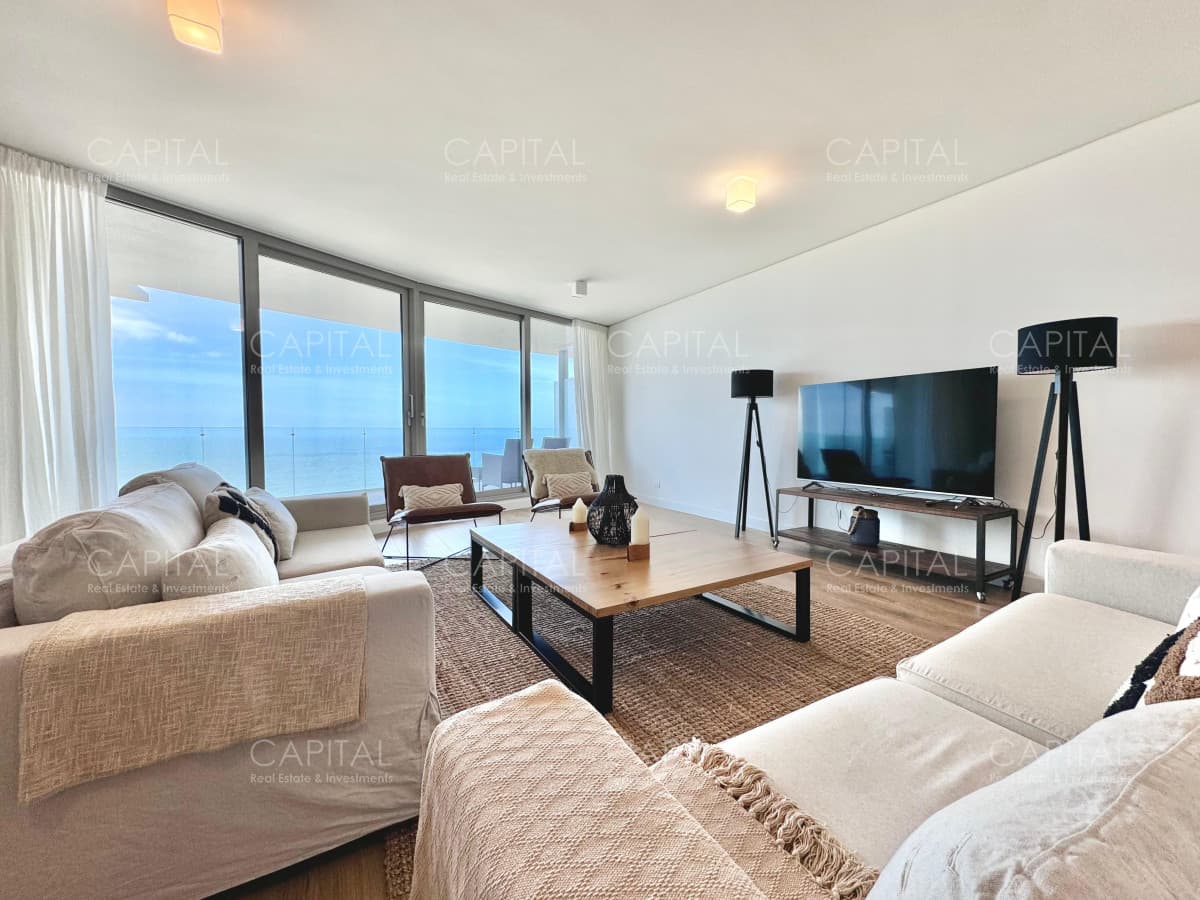 Trump Tower en Venta Apartamento primera linea de tres dormitorios en Playa Brava,Punta del Este