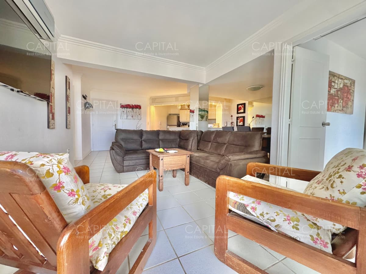 Apartamento en Venta Playa Mansa, Punta del Este Primera Linea