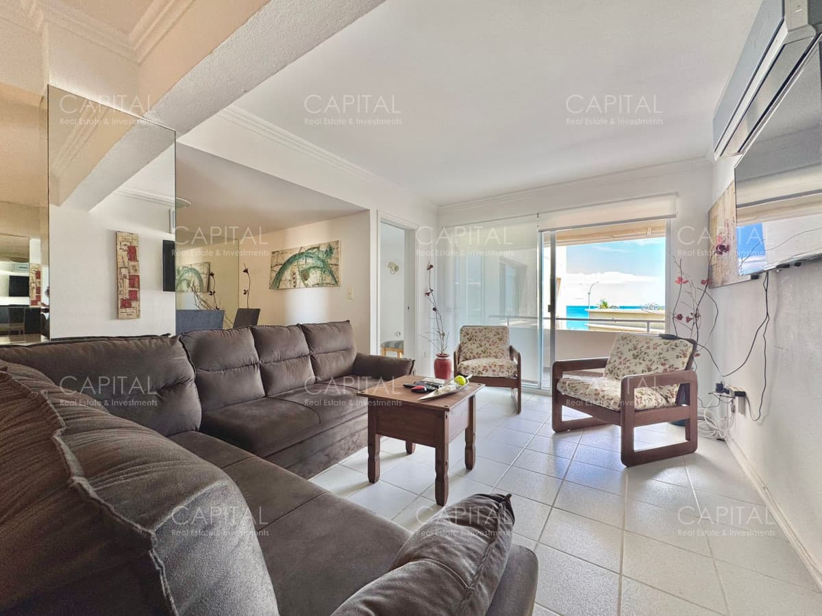Apartamento en Venta Playa Mansa, Punta del Este Primera Linea
