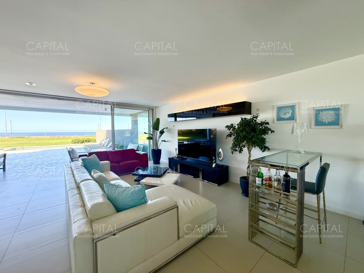 Tiburon Terrazas Oceano Punta del Este con Pileta propia Exclusivo Departamento