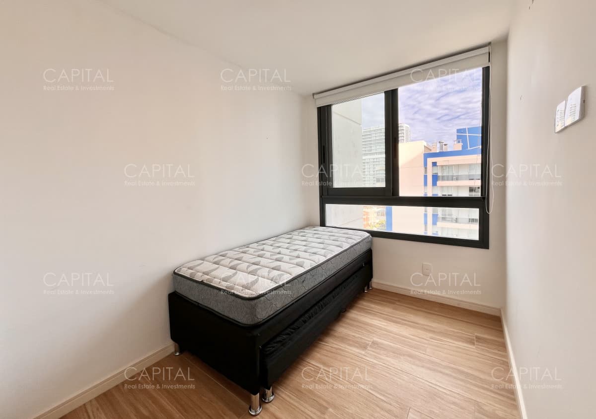 Apartamento de 2 Dormitorios en venta  con Vista al Mar
