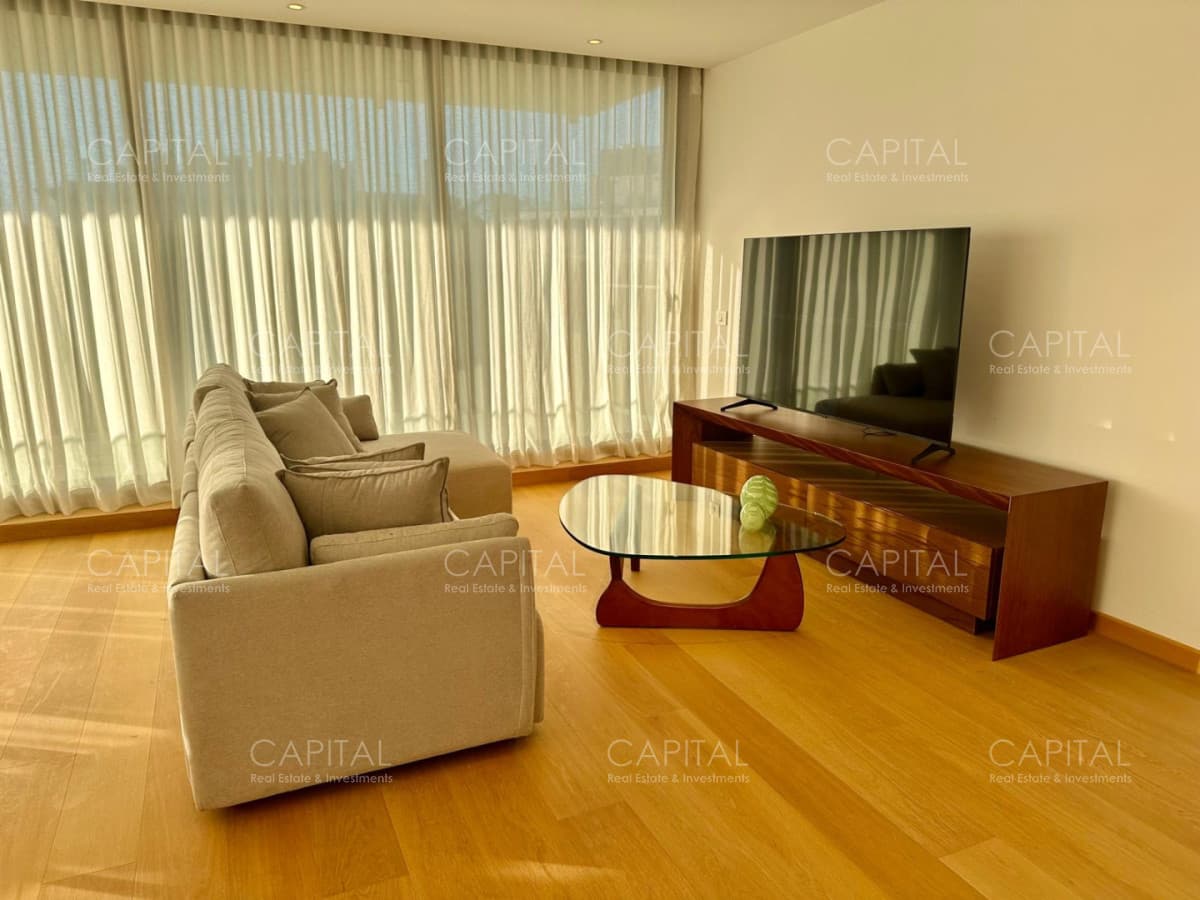 Apartamento de dos dormitorios con rooftop y parrillero propio en Complejo Alive Residences, Barrio Parques 2.
