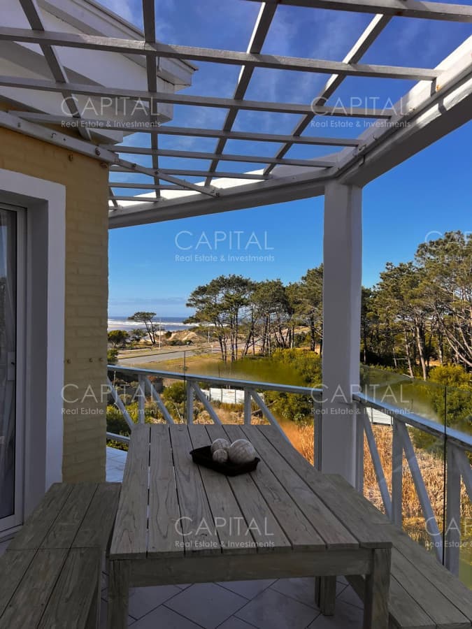 Apartamento Al Lado de La Barra con Vista al Mar
