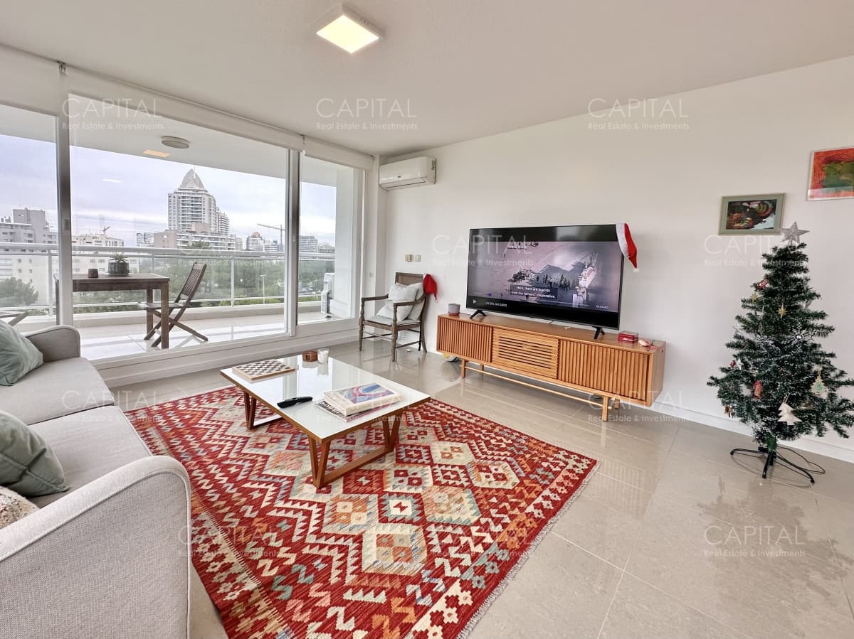 Torre ONE Dos Dormitorios en Venta Punta del Este