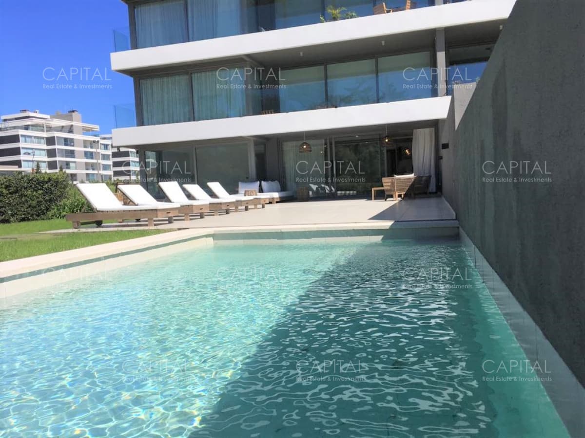 Tiburon Terrazas Punta del Este apartamento 3 suites en venta playa brava