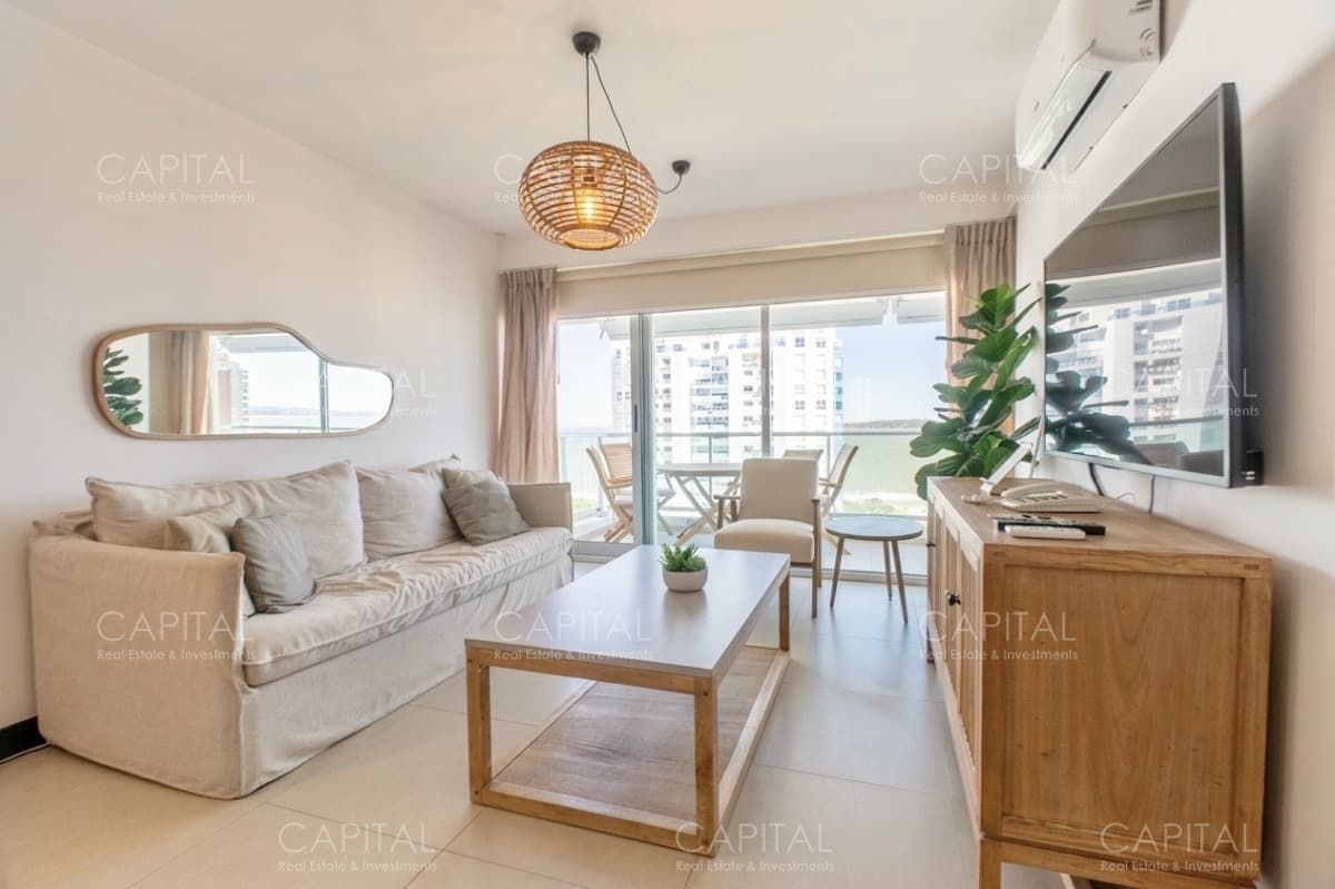 Departamento en venta de 2 dormitorios en Playa Mansa