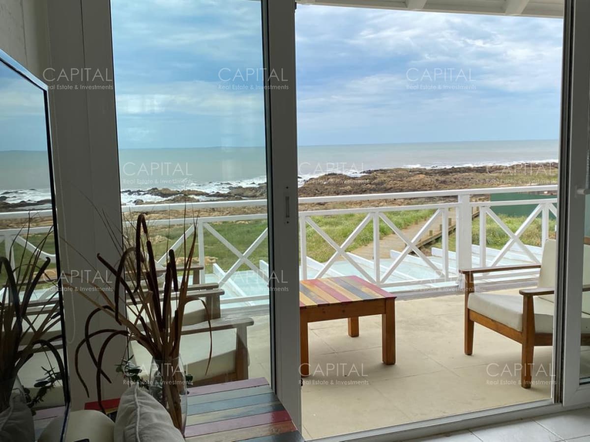 Penthouse frente a Playa Montoya en Venta