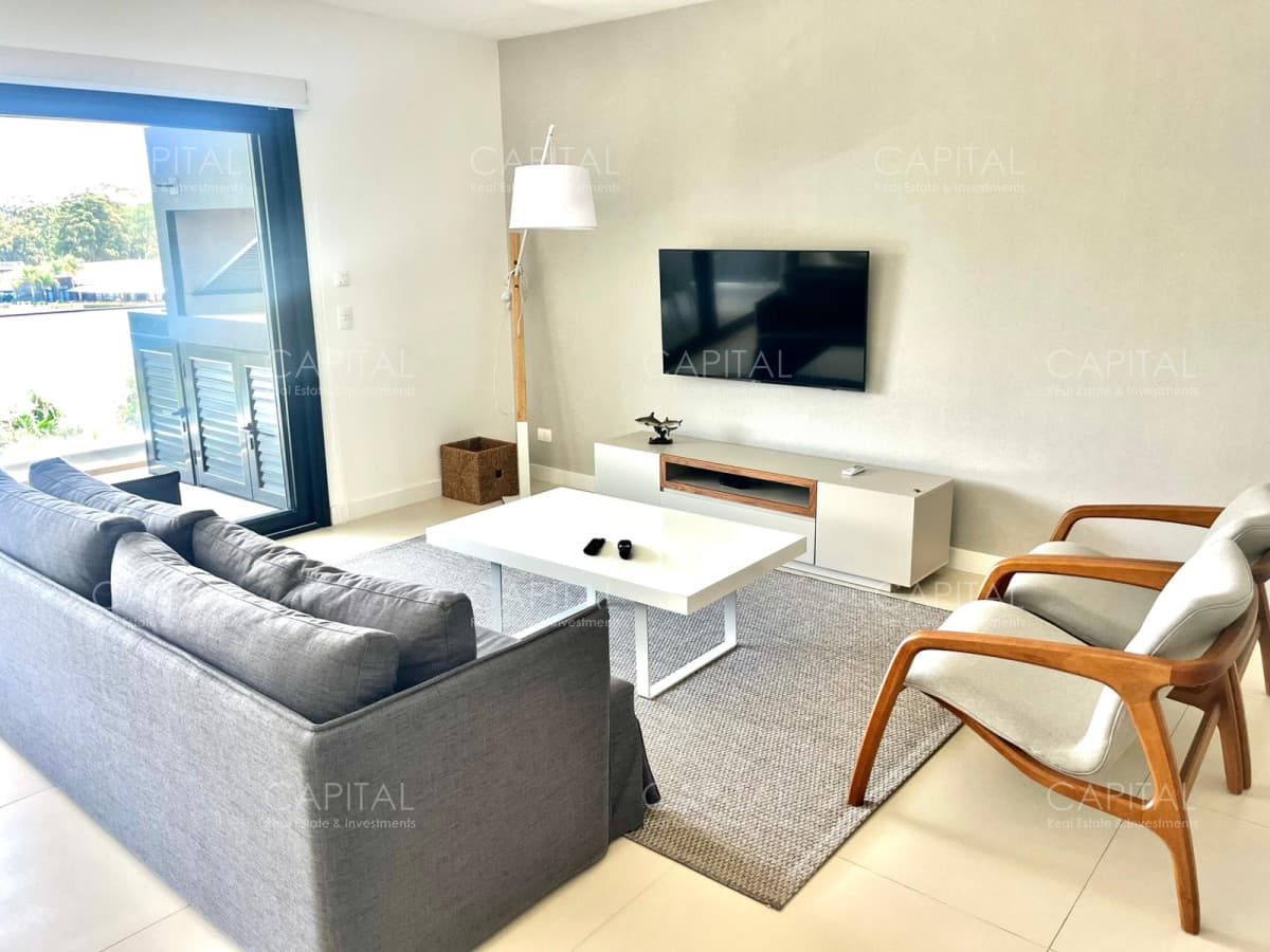 Hermoso departamento en Solanas!