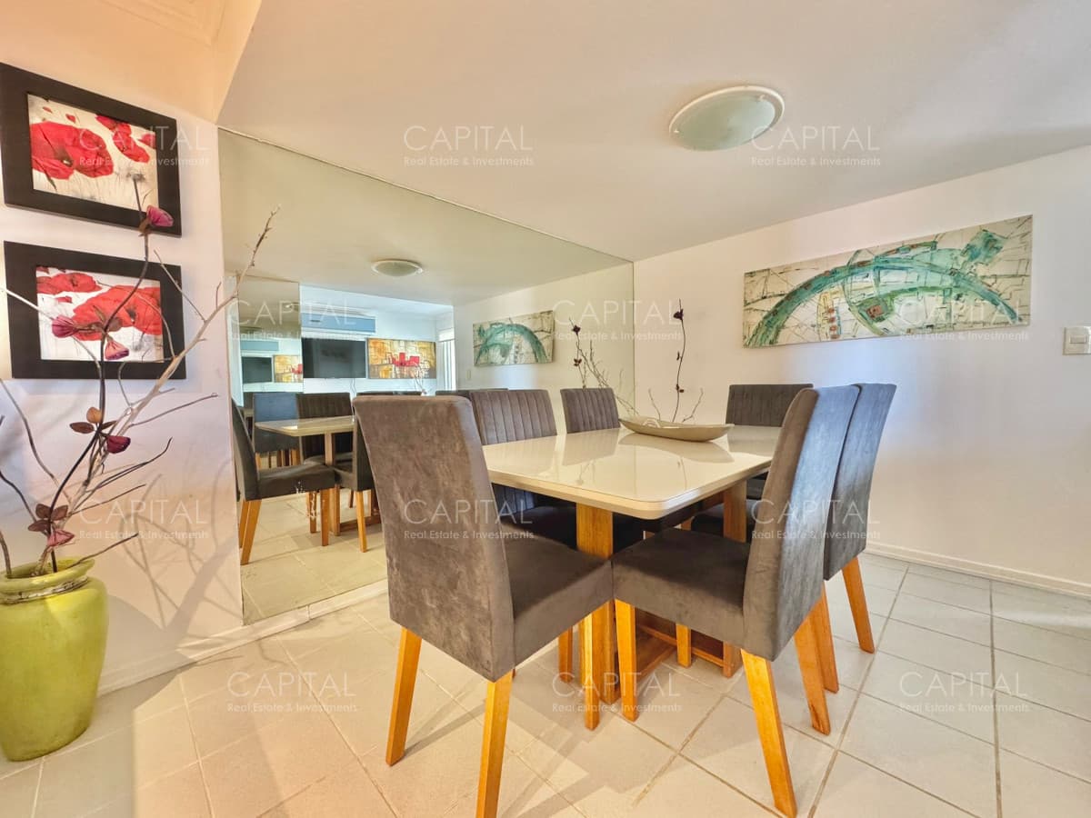 Apartamento en Venta Playa Mansa, Punta del Este Primera Linea