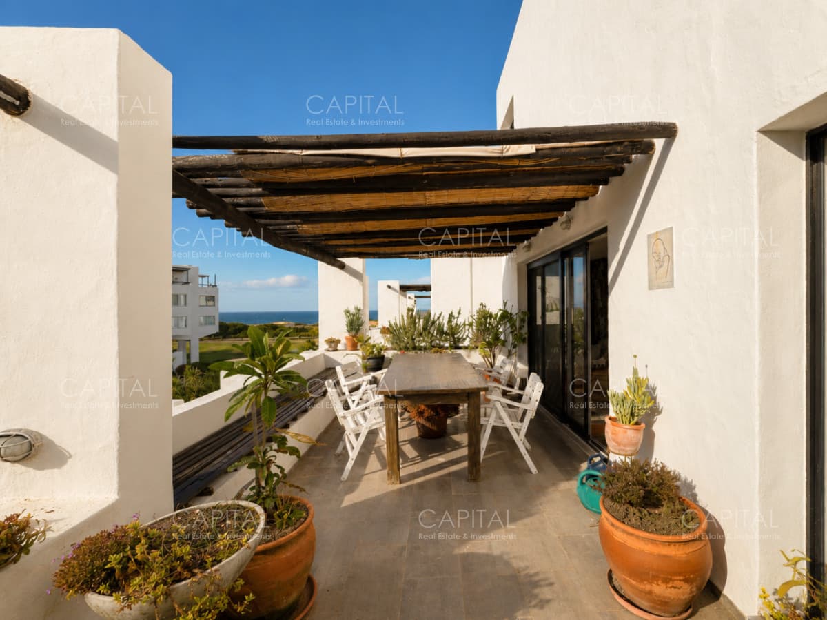Apartamento en Venta de Tres Droimitorios en Playa Brava