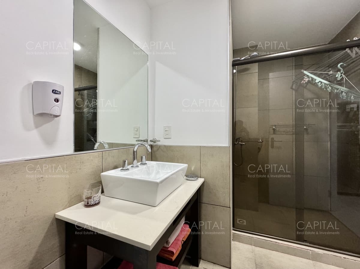 Apartamento de un dormitorio en Ocean Drive II en venta.