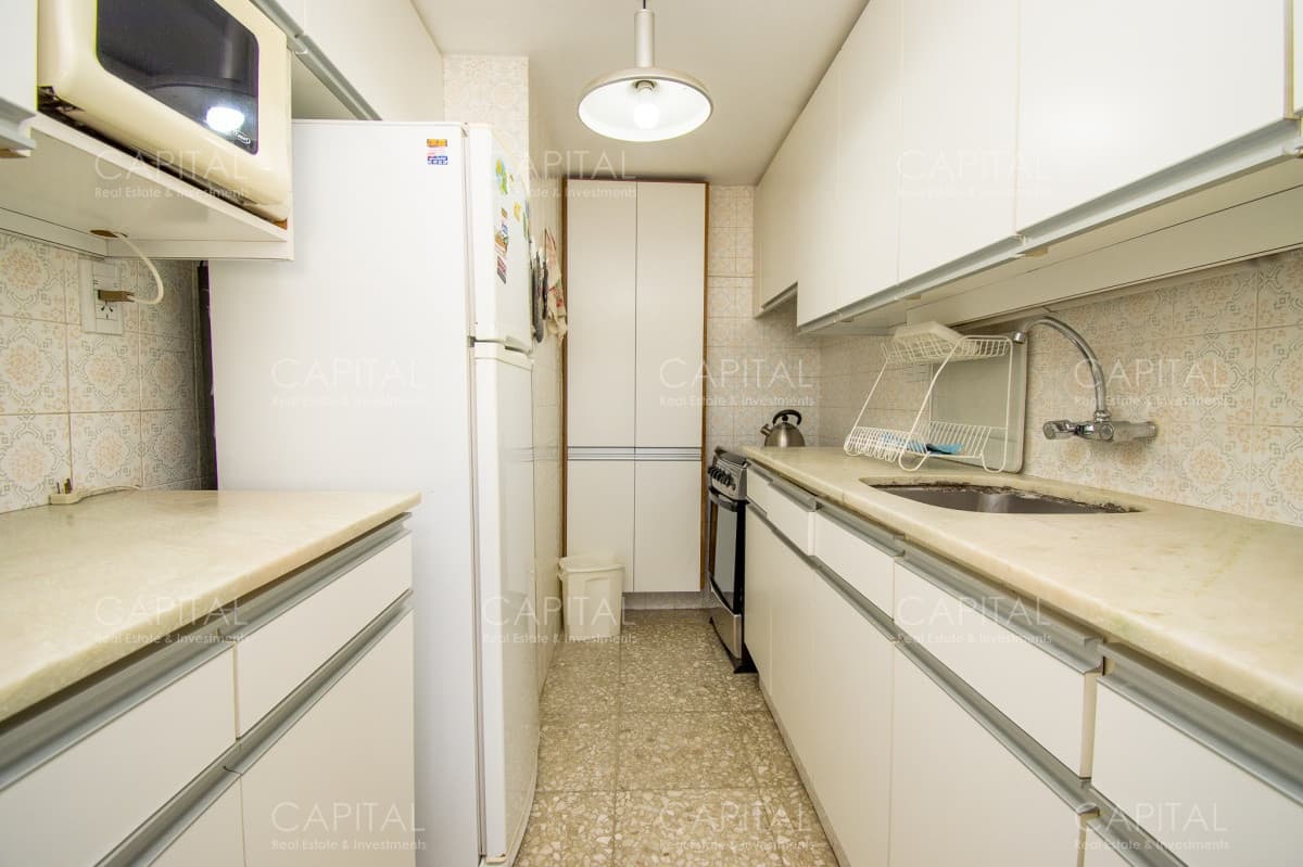 Muy buen apartamento de 3 dormitorios sobre Gorlero - Venta