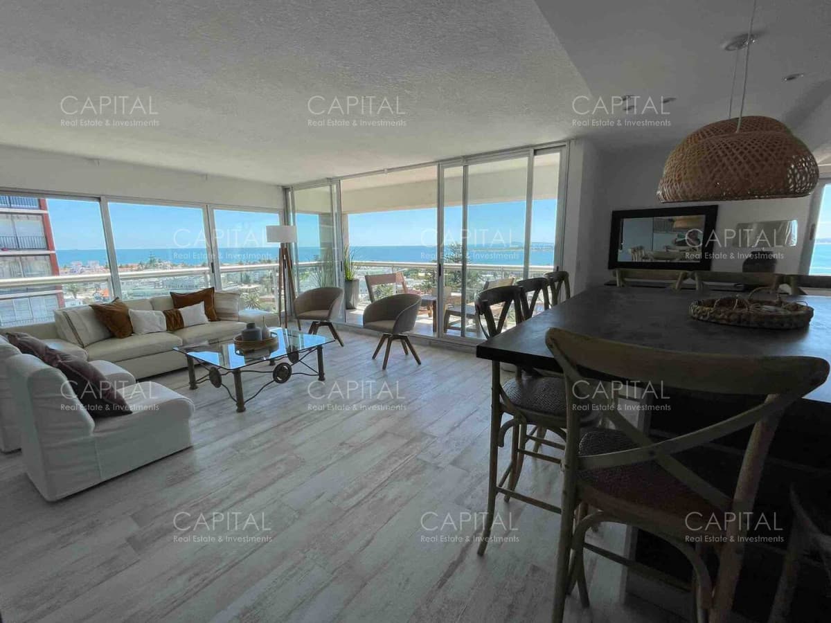 Apartamento de tres dormitorios en alquiler, Península, Punta del Este