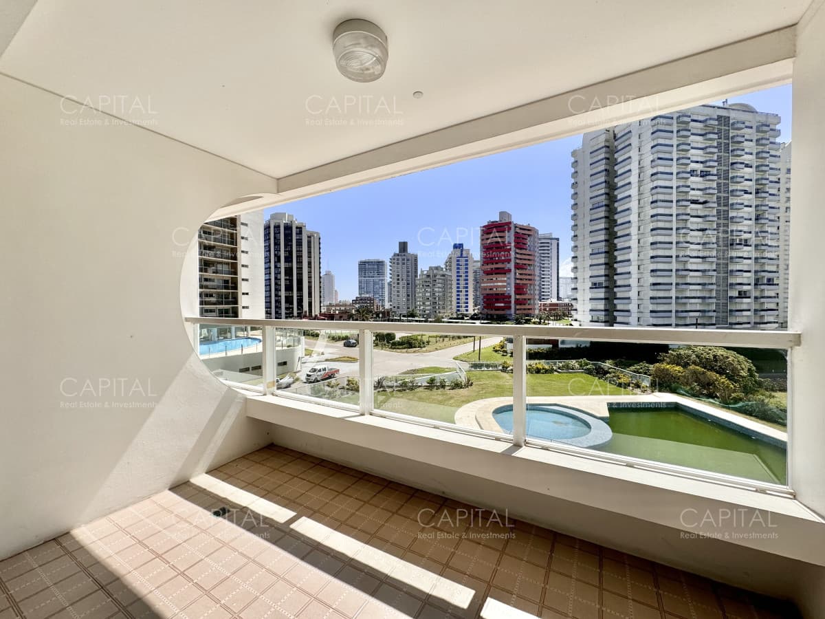 Departamento en Venta en Playa Brava, Punta del Este.