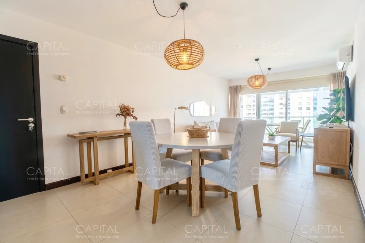 Departamento en venta de 2 dormitorios en Playa Mansa
