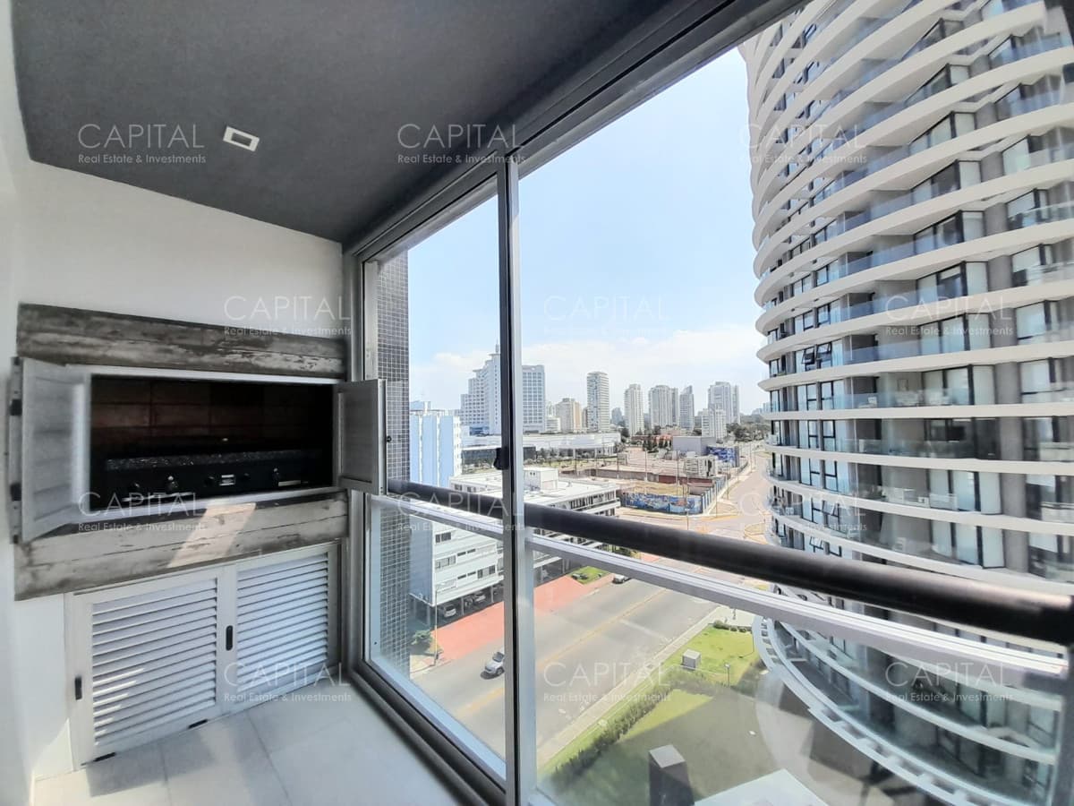 Apartamento de dos dormitorios y parrillero propio en Alquiler Anual