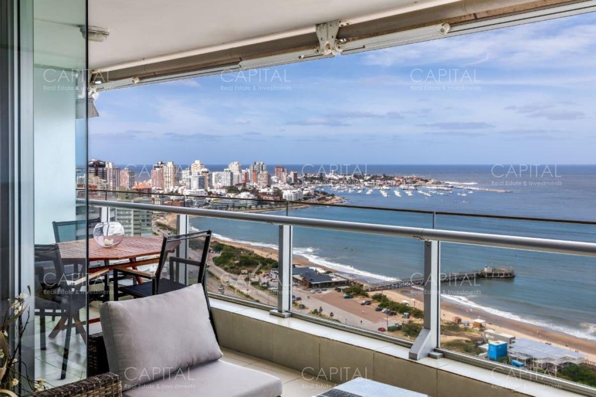 Season Tower de dos dormitorios en venta