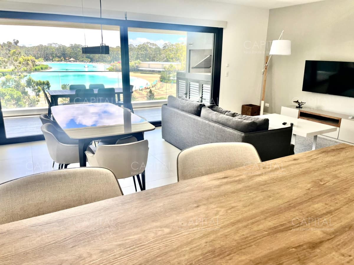 Hermoso departamento en Solanas!