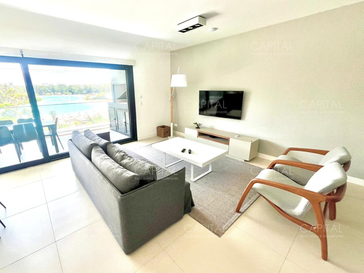 Hermoso departamento en Solanas!