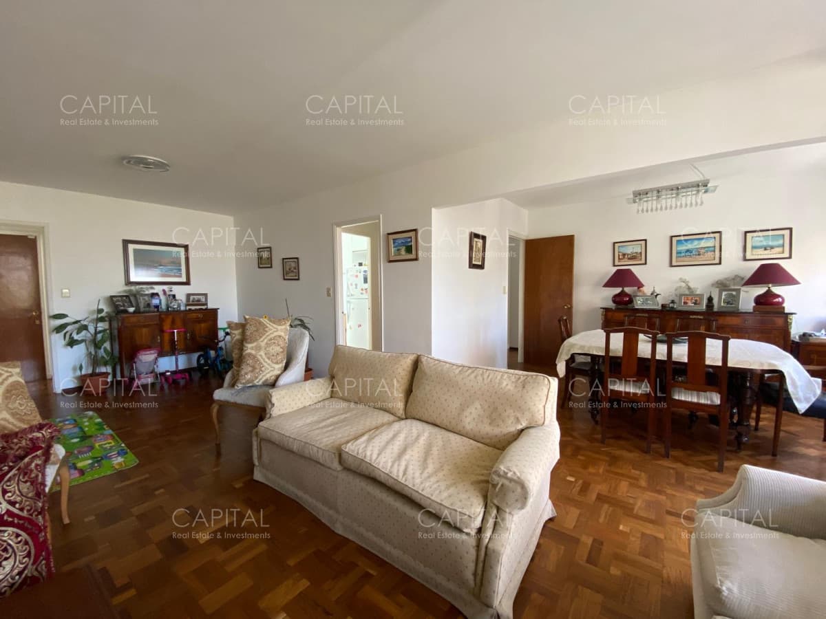 Venta de apartamento en Pocitos con Renta