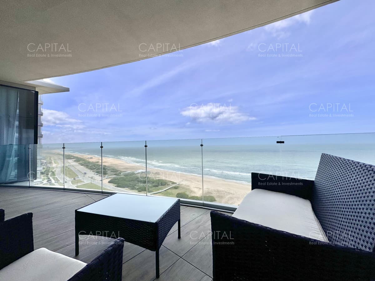 Trump Tower en Venta Apartamento primera linea de tres dormitorios en Playa Brava,Punta del Este