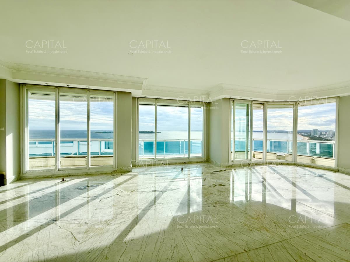 Millenium Tower Playa Mansa en Venta Punta del Este