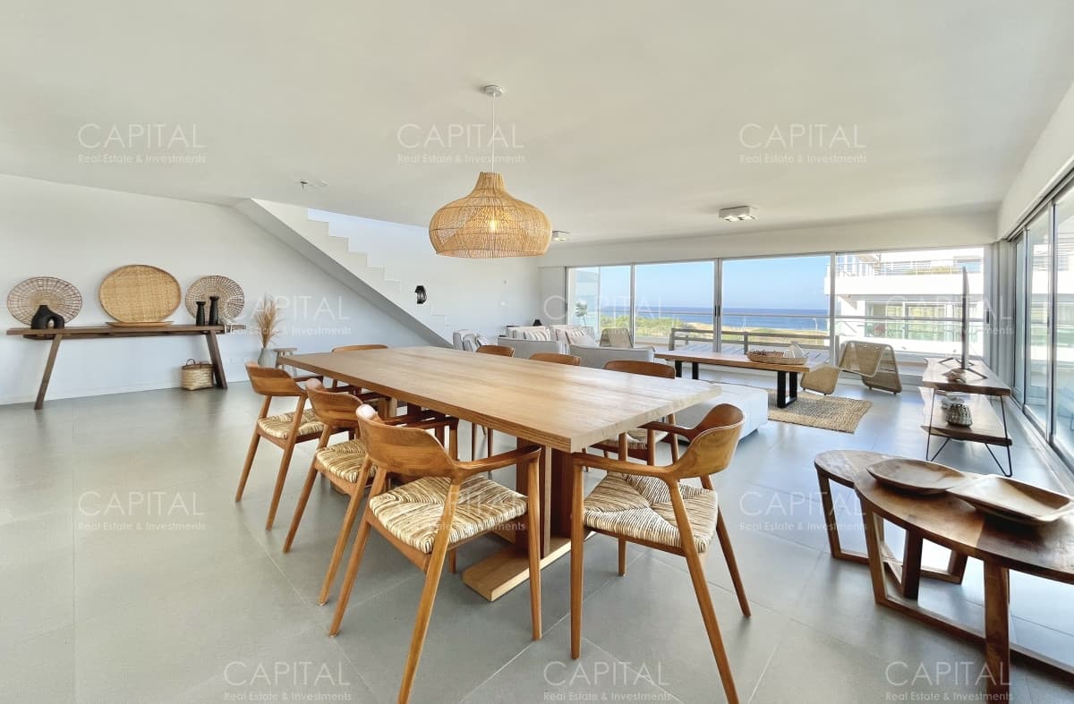 Espectacular Penthouse Duplex en primera línea Brava