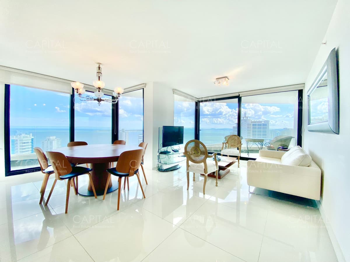 Apartamento en Venta Art Tower Tres Dormitorios en Suite