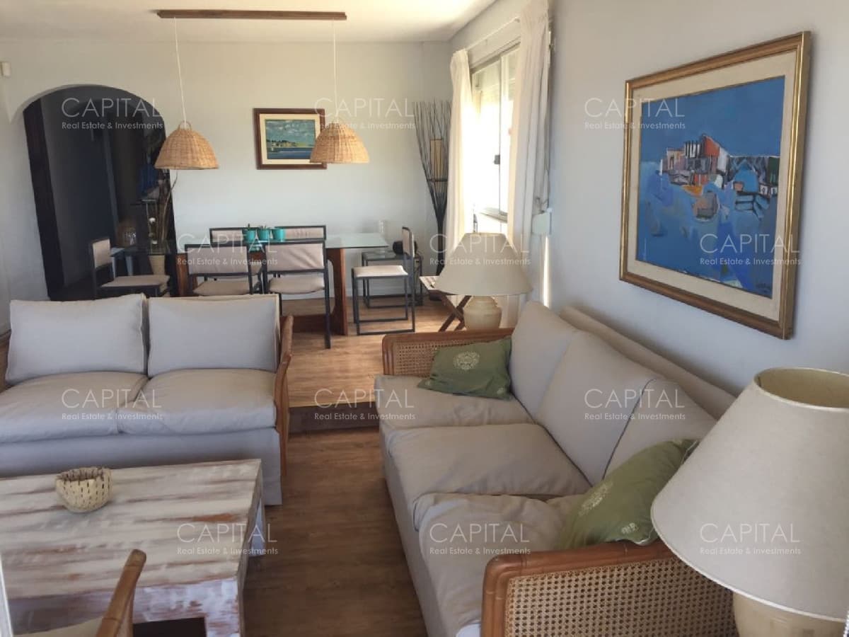 Apartamento en Alquiler Punta del Este Playa el Emir Tres dormitorios