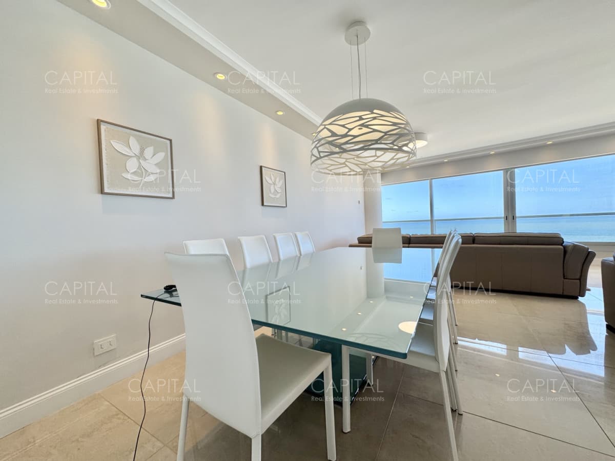 Le Parc esquinero piso alto en playa brava en venta