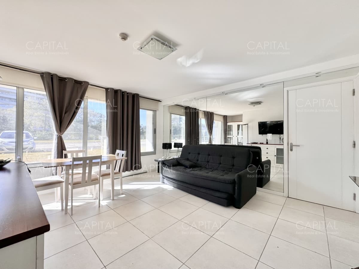 Apartamento de un dormitorio en Ocean Drive II en venta.