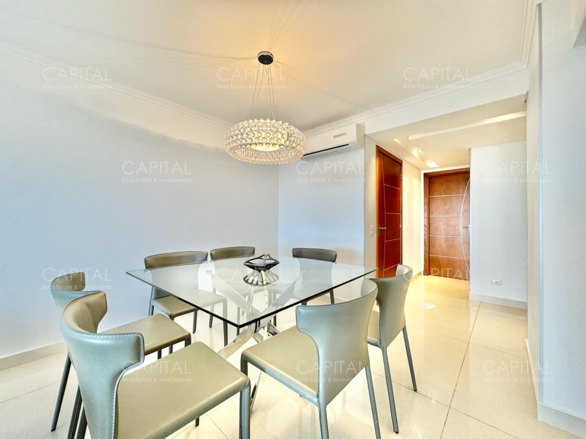 Miami Boulevard de dos dormitorio en Venta, Apartamento frente al mar en playa mansa