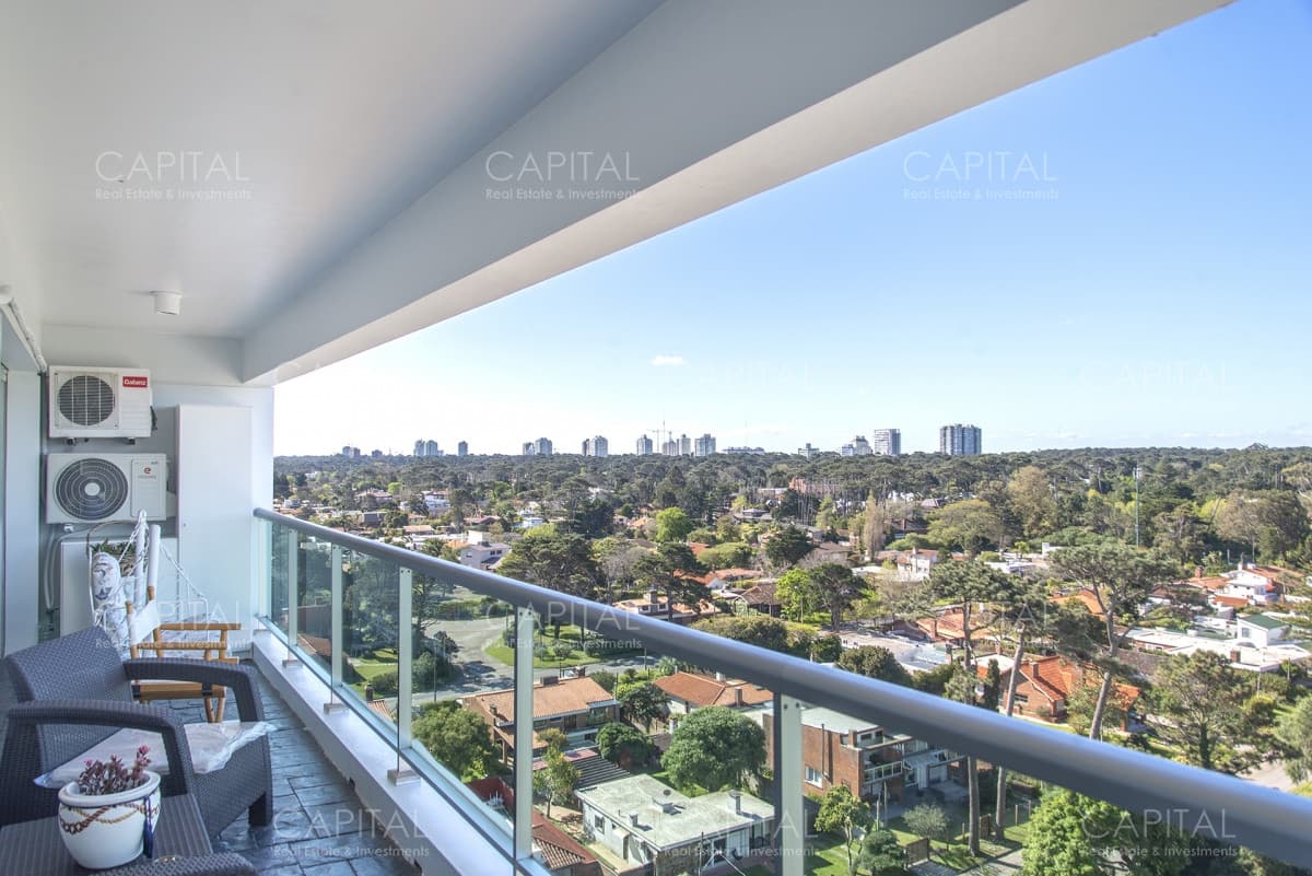 Apartamento en venta en Playa Mansa - Punta del Este