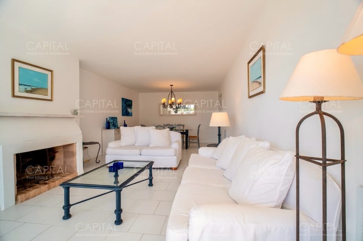 Departamento en venta 2 dormitorios al Lado de La Barra