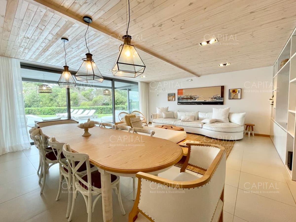 Tiburon Terrazas Punta del Este apartamento 3 suites en venta playa brava