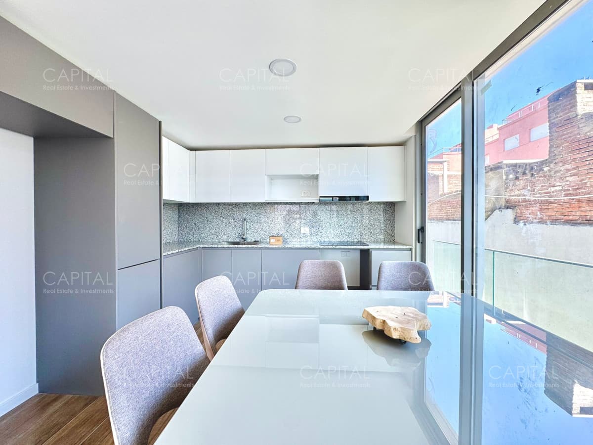 Apartamento de 2 Dormitórios a estrenar.