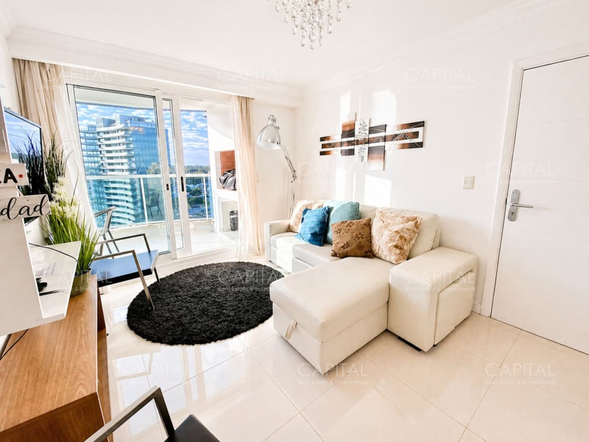 Apartamento moderno con parrillero propio en Venta