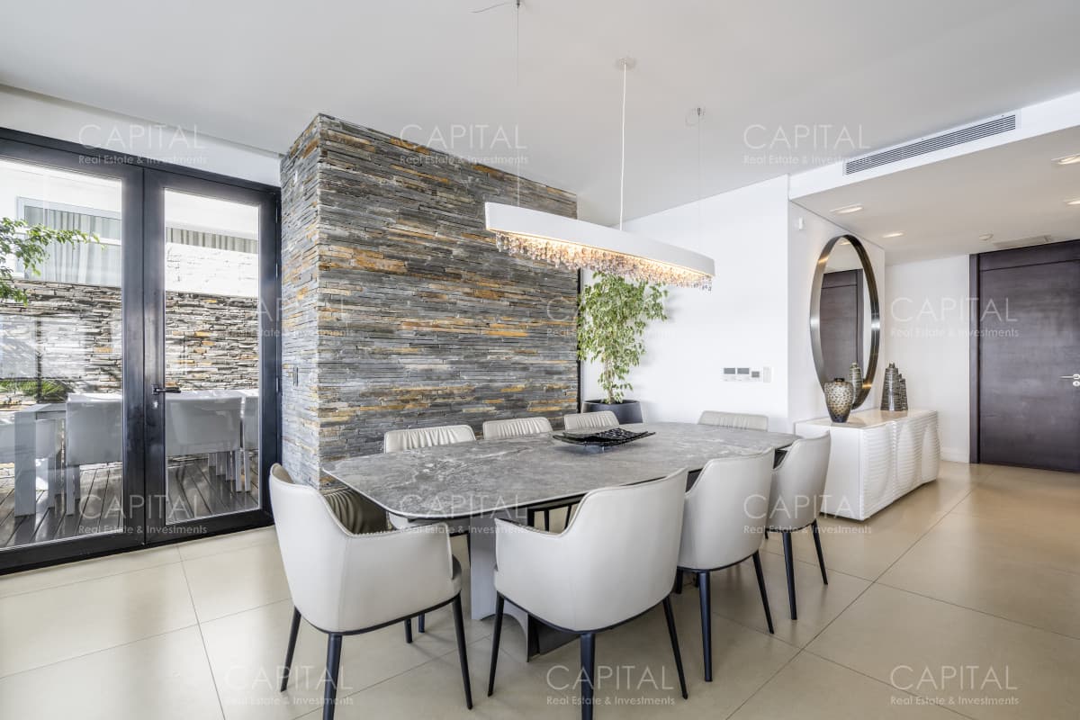 Departamento en Venta Primera Linea en Puerto Punta del Este