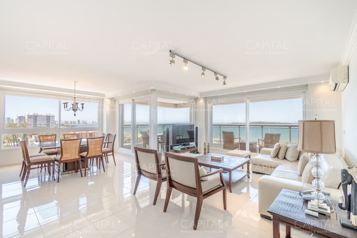 Le Jardin Punta del Este Apartamento de Tres dormitorios y servicio en venta Le Jardin
