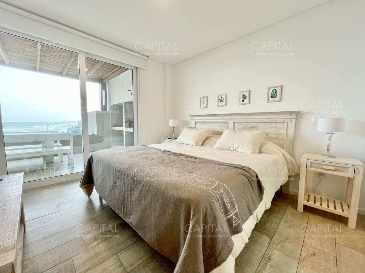 Palcos De La Posta venta de apartamento frente al mar, La Barra