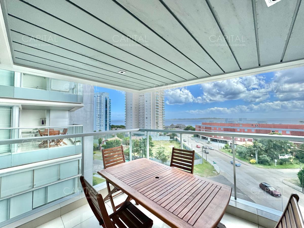 Miami Boulevard de dos dormitorio en Venta, Apartamento frente al mar en playa mansa