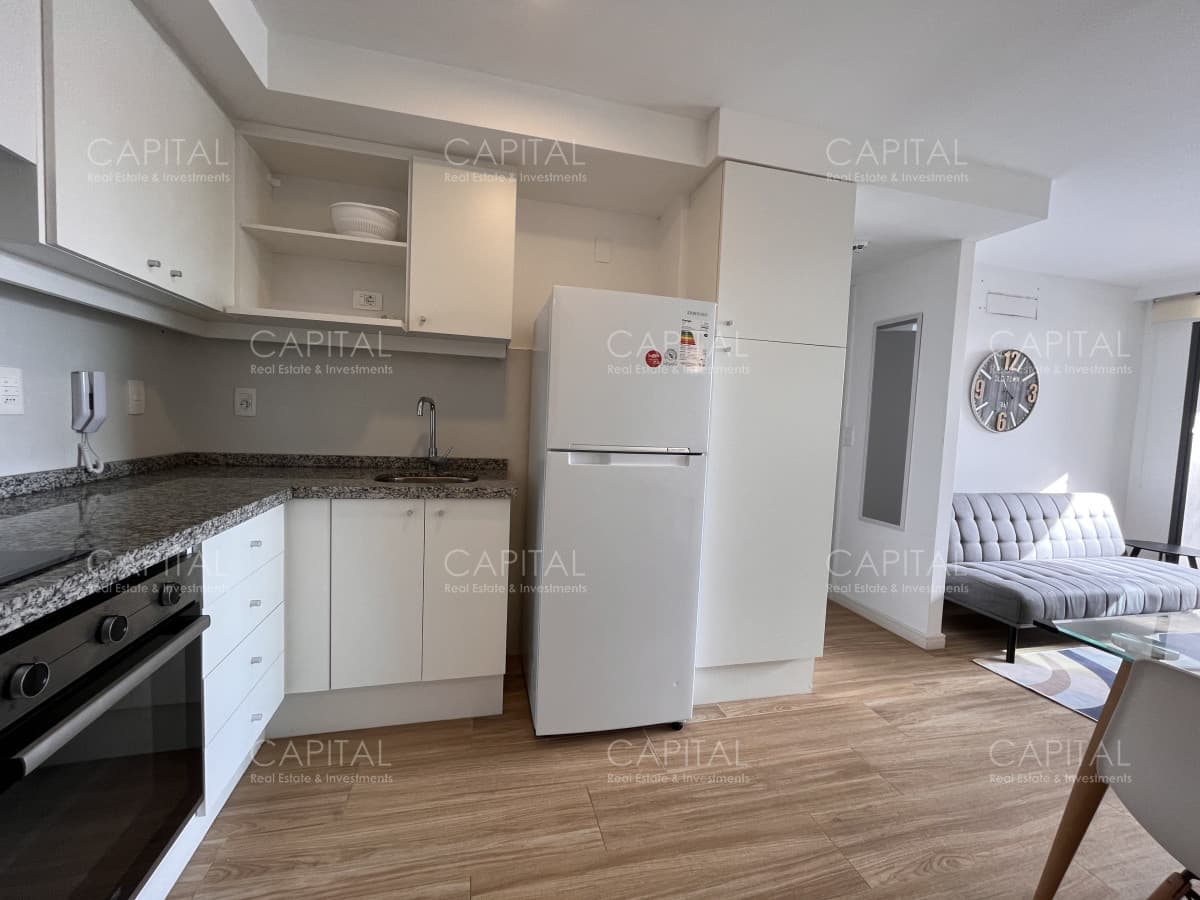 Apartamento de 2 Dormitorios en venta  con Vista al Mar
