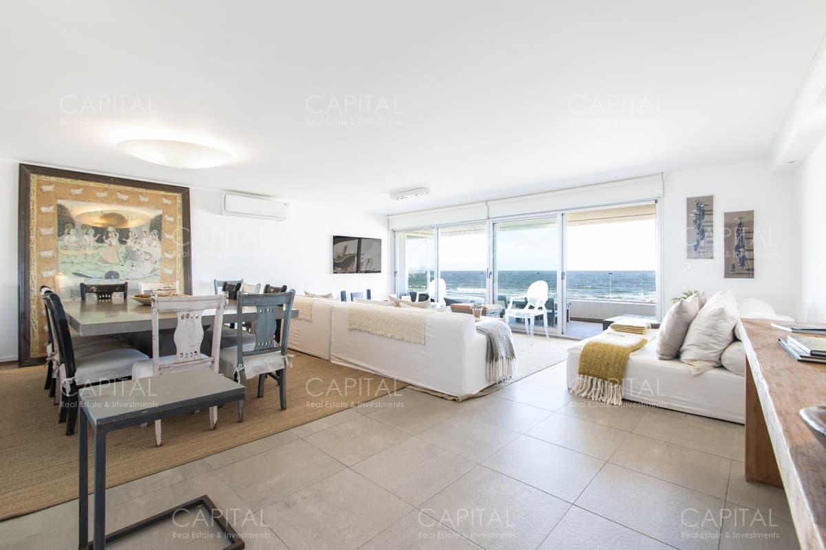 Apartamento en Esturión de Montoya en Venta, La Barra