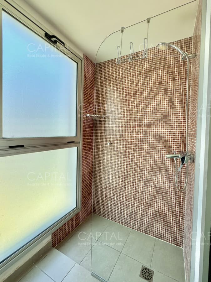 Apartamento  Icon Brava en Alquiler de Tres Dormitorios