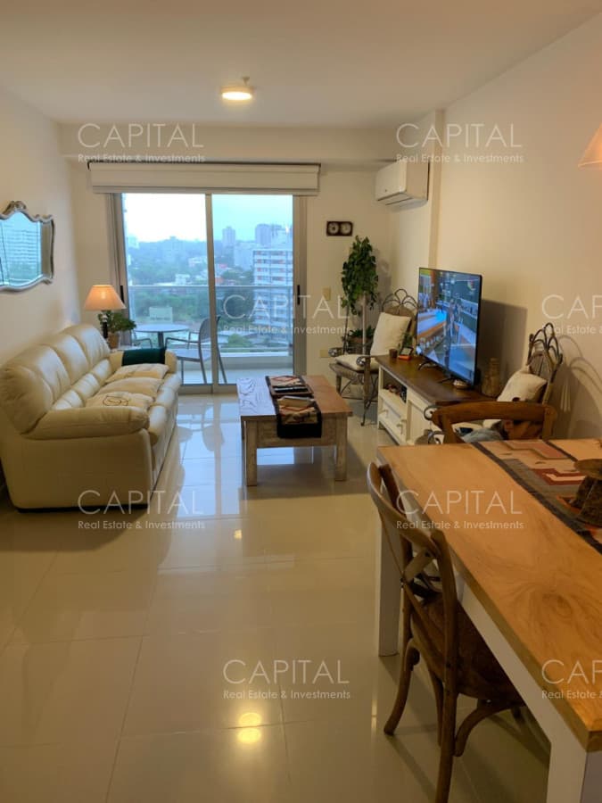 Apartamento en Venta de Dos Dormitorios  Playa Brava , Punta del Este