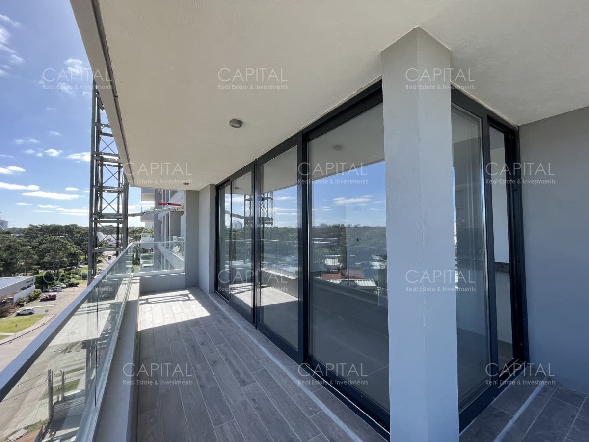 Apartamento en Venta a Estrenar de Dos Dormitorios Zona Aidy Grill Punta del Este